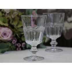 Dřevěné servírovací a krájecí prkénko z akáciového dřeva - 30*30cm HKLIVING